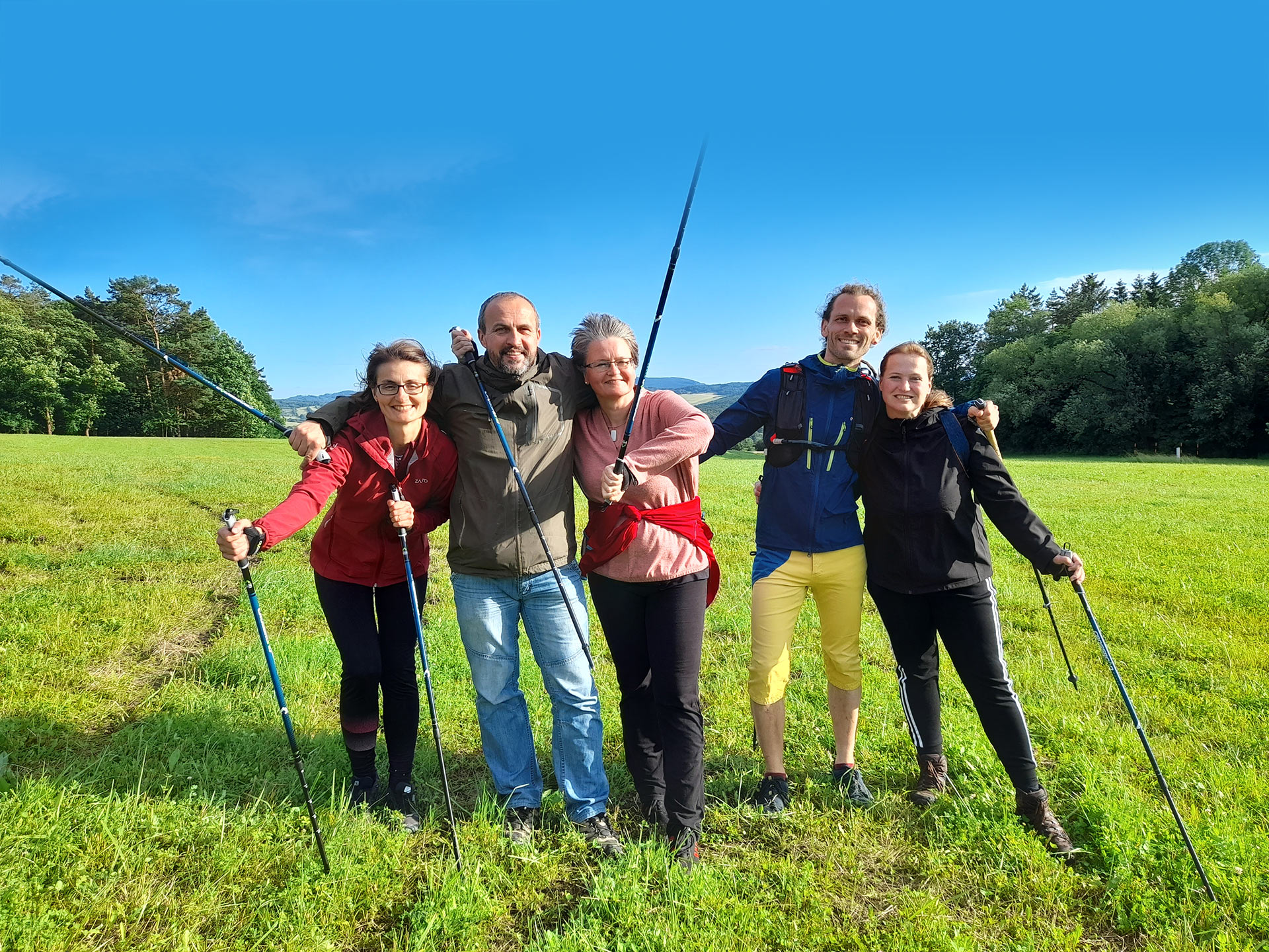 nordic_walking_03 lesní mysl